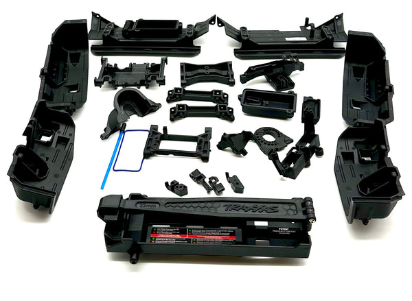TRX-4 DEFENDER - Skid Plates, Floor Panels, RX Box Towers 82256-4