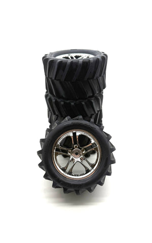 CLASSIC T-maxx 2.5 TIRES (4 WHEELS, Chevon 14mm 5173 tyres 49104